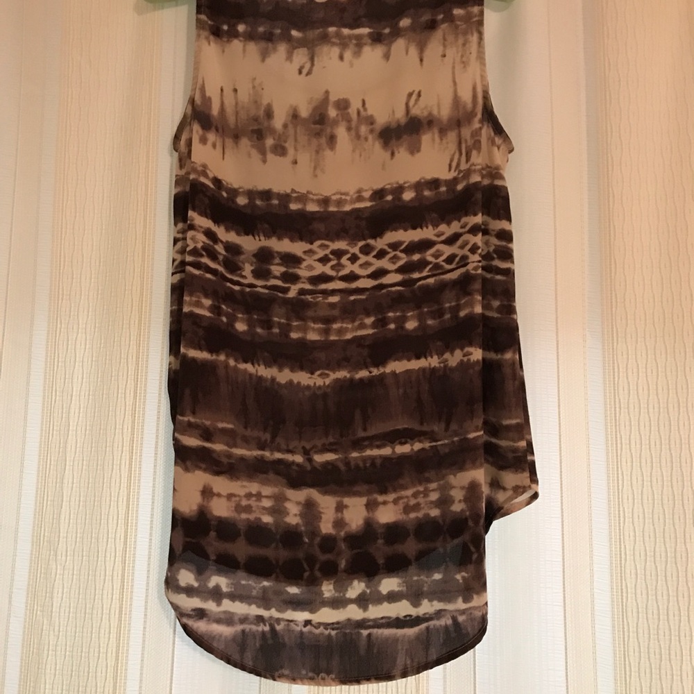 Top - Picture 2 of 3